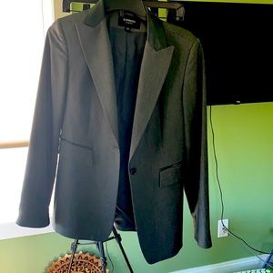 Express 5/6 leather like accent